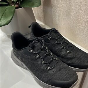 Black Athletic Shoes for Men